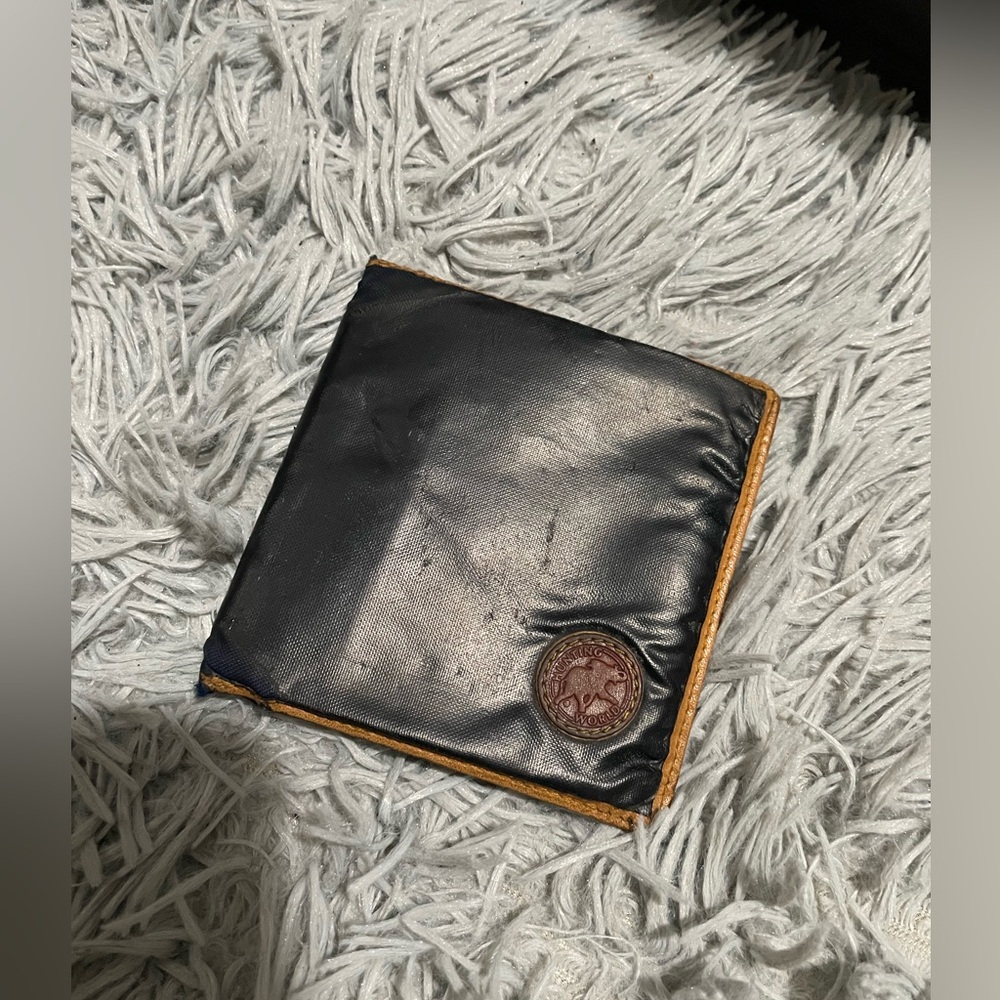 Hunting world wallet black